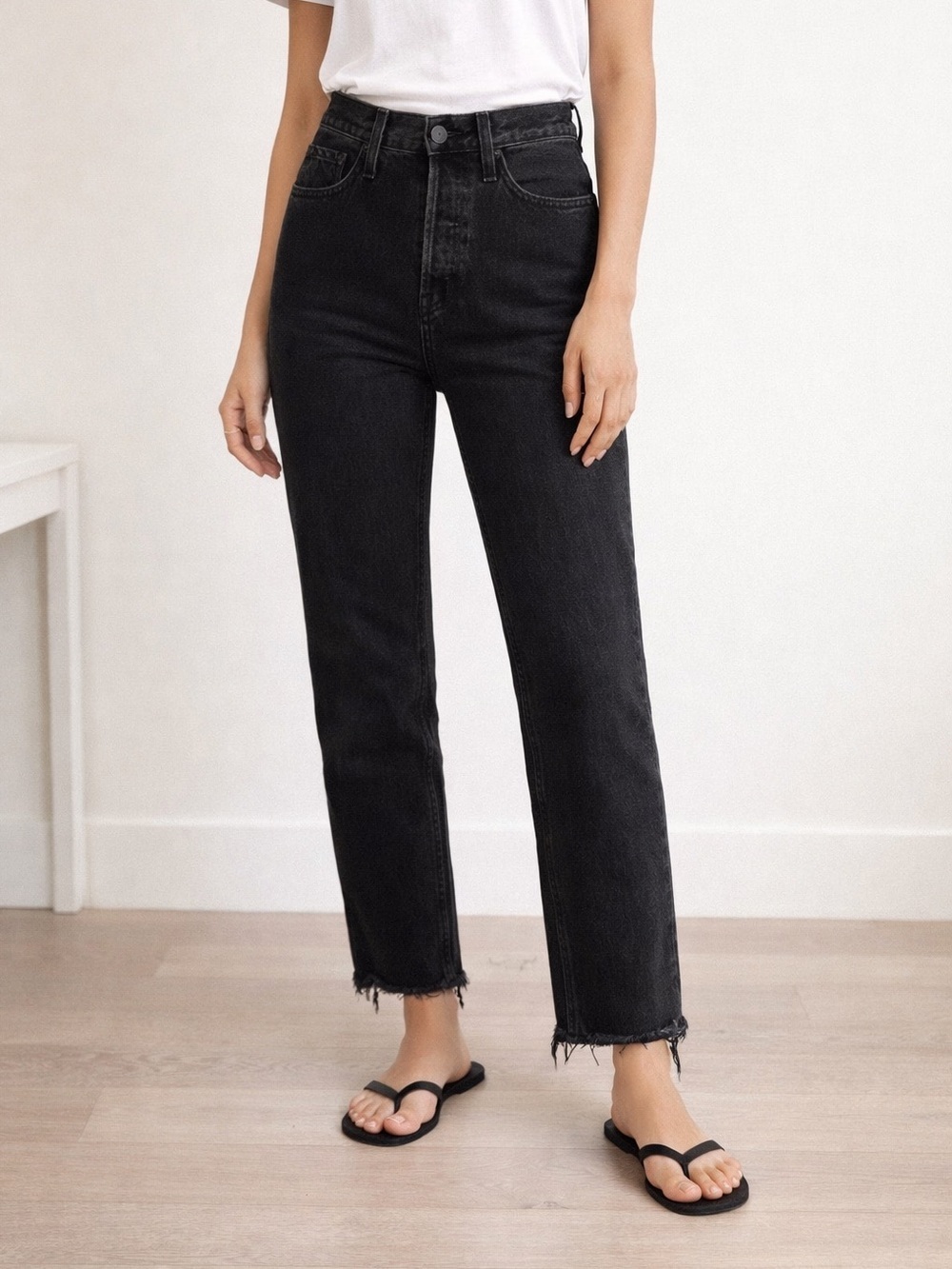 Everlane The 90s Cheeky Jean Black High Rise Straight Leg Raw Hem minimalist